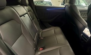 Tesla Model Y PREMIUM LONG RANGE AWD Diamond Black GROK AI Heated & Vented Seats 1 Owner 9