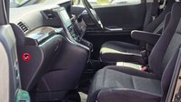 Toyota Alphard Auto+Petrol+7Seats 32