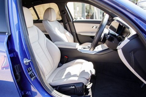 BMW 3 Series 320I M SPORT 38