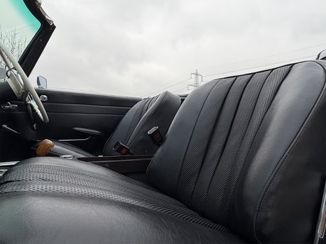 Mercedes-Benz SL Series 230SL Pagoda 49