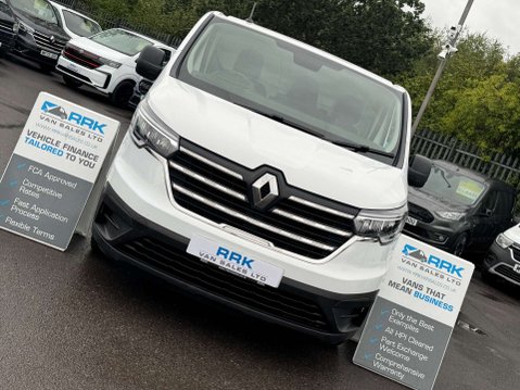 Renault Trafic 2.0 dCi Blue SL28 Business+ Panel Van 5dr Diesel Manual L1 H1 Euro 6 (s/s) 12