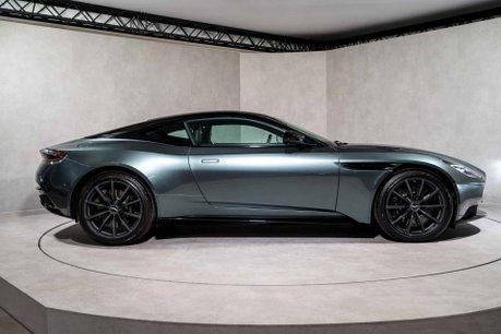 Aston Martin DB11 V12 AMR. Q PAINTWORK. H & C SEATS. CARBON FIBRE INTERIOR. TECHNOLOGY PACK. 7