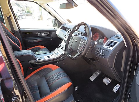 Land Rover Range Rover Sport 3.0 SDV6 HSE Kahn Vesuvius Edition 9