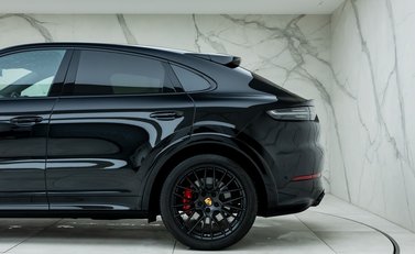 Porsche Cayenne GTS Coupe 37
