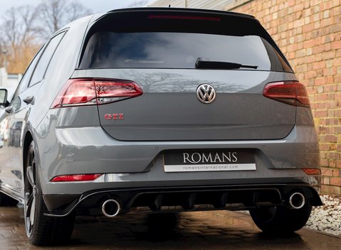 Volkswagen Golf GTI TCR 24