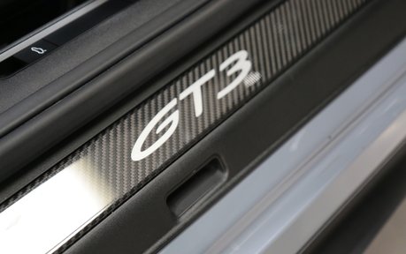 Porsche 911 GT3 Touring PDK - PCCB, Carbon Roof, Lift 35