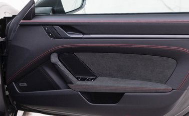 Porsche 911 Carrera GTS (992) 19