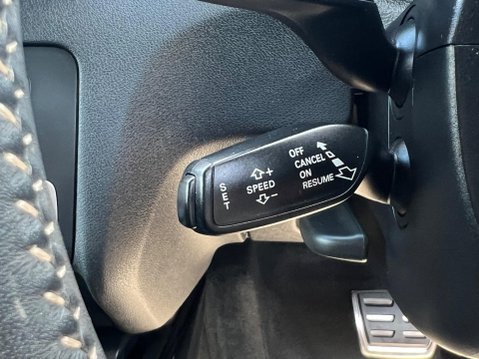 Audi A1 1.4 TFSI CoD Black Edition S Tronic Euro 6 (s/s) 3dr 27