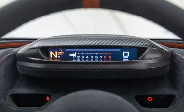 McLaren 765LT 22