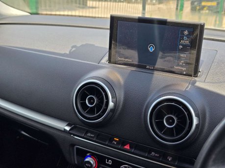Audi A3 1.4 TFSI CoD S line S Tronic Euro 6 (s/s) 4dr 33