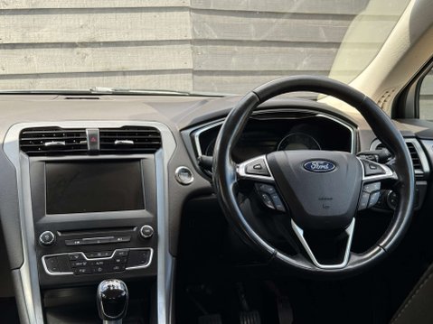 Ford Mondeo 2.0 Mondeo Titanium Econetic TDCi 5dr 22