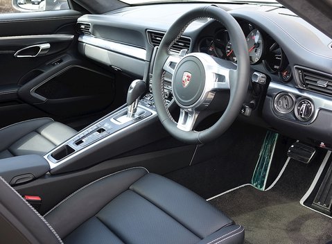 Porsche 911 (991) Carrera 4S 13