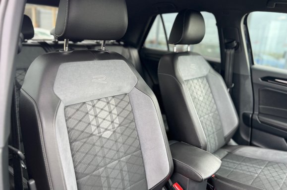Volkswagen T-Roc R-LINE 2.0 TSI 4MOTION DSG AUTOMATIC 17