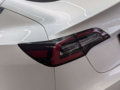 Tesla Model 3 Model 3 Long Range AWD 4WD 4dr 34