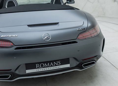 Mercedes-Benz Amg GT C Roadster 29