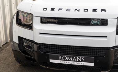 Land Rover Defender 90 V8 24