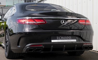 Mercedes-Benz S Class S63 Coupe 25