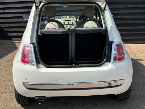 Fiat 500 1.2 500 Lounge RHD 3dr 21