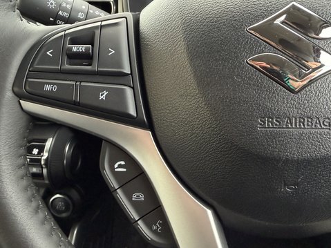 Suzuki Ignis 1.2 Dualjet 12V Hybrid SZ5 5dr 29