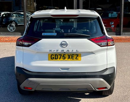 Nissan X-Trail 1.5 X-Trail Acenta Premium MHEV CVT 5dr 68