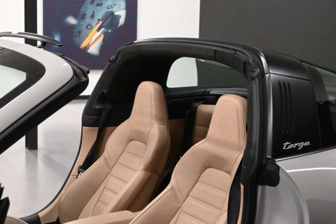 Porsche 911 3.0 911 Targa 4 Auto 4WD 2dr 12