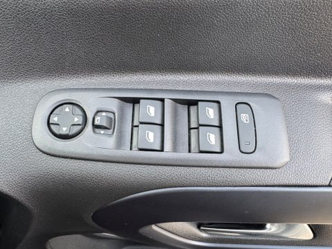 Peugeot Rifter HORIZON RE 19