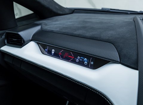 Lamborghini Revuelto 20