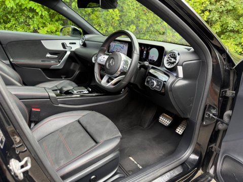 Mercedes-Benz A Class 1.5 A180d AMG Line (Premium Plus 2) 7G-DCT Euro 6 (s/s) 5dr 17