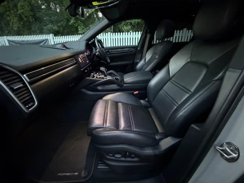 Porsche Cayenne V6 PLATINUM EDITION 57