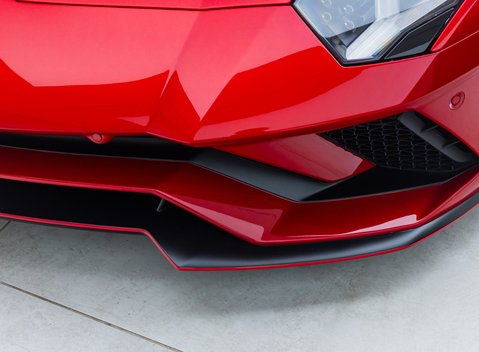 Lamborghini Aventador S LP 740-4 ROADSTER 37