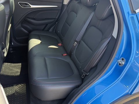 MG ZS ZS 1.5 VTi-TECH Exclusive 5dr 37