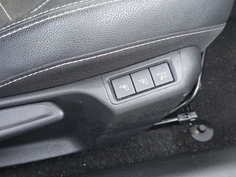 Vauxhall Corsa 1.2 Turbo Ultimate Nav Hatchback 5dr Petrol Auto Euro 6 (s/s) (130 ps) 28