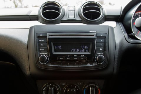 Suzuki Swift ATTITUDE DUALJET 21