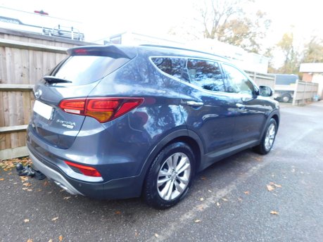 Hyundai SANTA FE 2.2 CRDI PREMIUM BLUE DRIVE 7 SEAT 5dr 4
