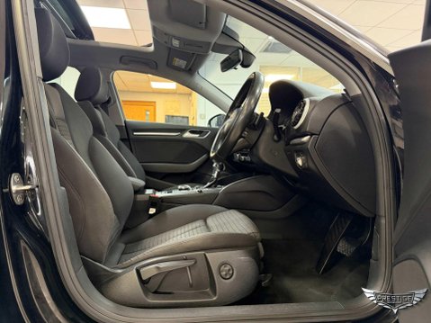 Audi A3 1.4 TFSI e-tron Sportback e-S Tronic Euro 6 5dr 8.8kWh 65