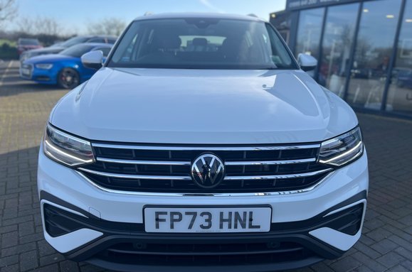 Volkswagen Tiguan Allspace LIFE 1.5 TSI 7 SEATS 4