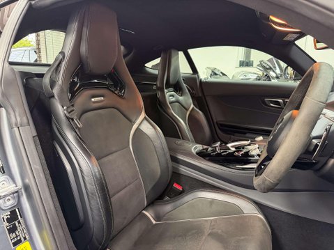 Mercedes-Benz Amg GT 4.0 V8 BiTurbo R (Premium) Coupe 2dr Petrol SpdS DCT Euro 6 (s/s) (585 ps) 46