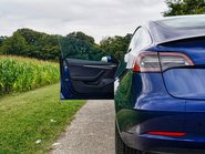 Tesla Model 3 PERFORMANCE 7