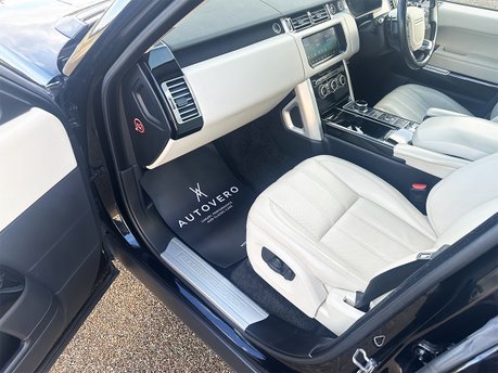Land Rover Range Rover SDV8 VOGUE 29