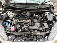 Toyota Yaris 1.5 Yaris Design HEV CVT 5dr 34