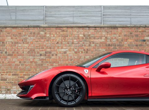 Ferrari 488 Pista 34