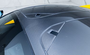 McLaren 750S 28