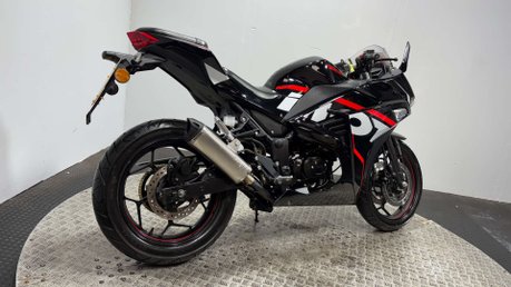Yamasaki Ym 2023 ONLY 3K 50CC GEARED 50CC NEW MOT SERVICED SPORTS BIKE 2