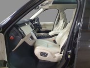 Land Rover Range Rover 3.0 Range Rover Vogue SE TDV6 Auto 4WD 5dr 25