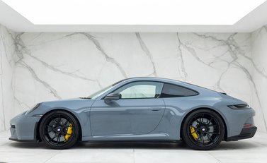 Porsche 911 (992) GT3 Touring 2