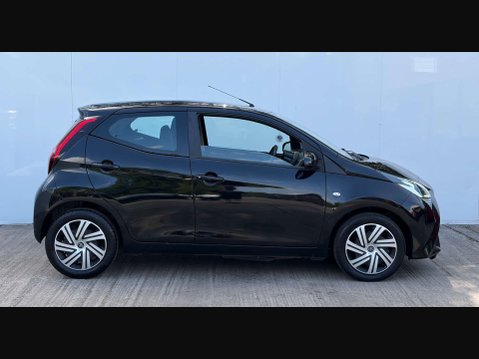 Toyota Aygo 1.0 Aygo X-Play TSS VVT-i 5dr 7