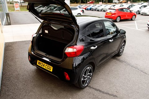 Hyundai i10 PREMIUM 43
