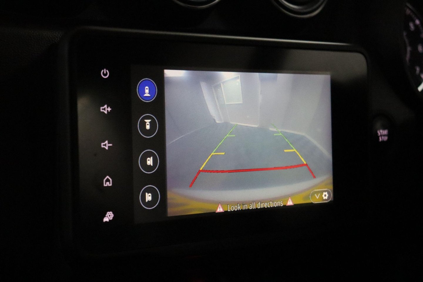 2021 Dacia Duster — image 32