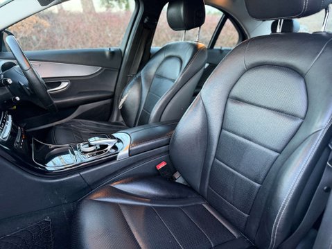 Mercedes-Benz C Class 2.1 C220 Sport Bluetec Auto 4dr 28