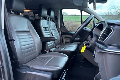 Ford Tourneo Custom 320 130 ps Titanium L2 9 Seater - Automatic 26